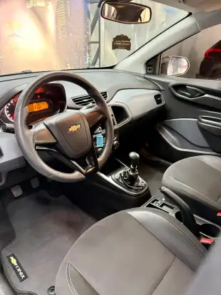 CHEVROLET-ONIX-2021