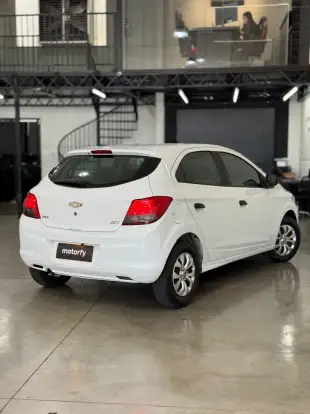 CHEVROLET-ONIX-1.0 MPFI JOY 8V FLEX 4P MANUAL CHEVROLET-ONIX-2019