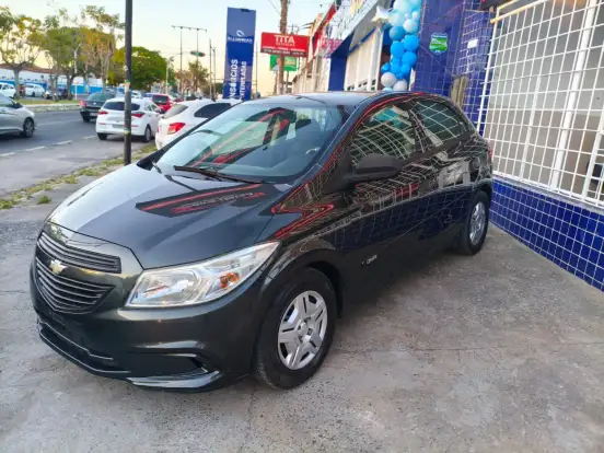 CHEVROLET-ONIX-2018