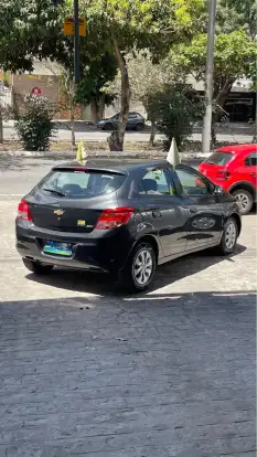CHEVROLET-ONIX-2017