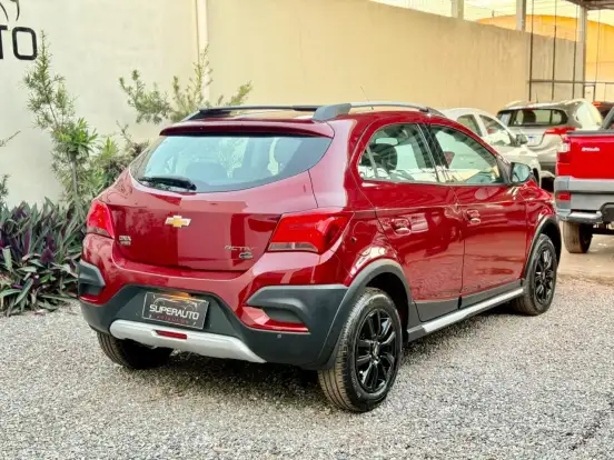 CHEVROLET-ONIX-2018