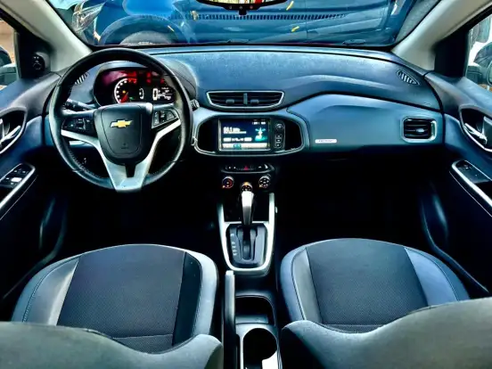 CHEVROLET-ONIX-2018