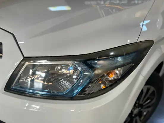 CHEVROLET-ONIX-2014
