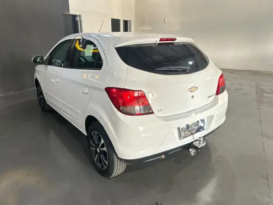 CHEVROLET-ONIX-1.4 MPFI LT 8V FLEX 4P MANUAL CHEVROLET-ONIX-2014