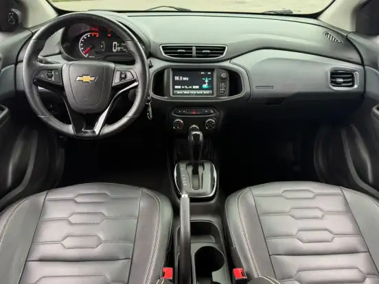 CHEVROLET-ONIX-2018