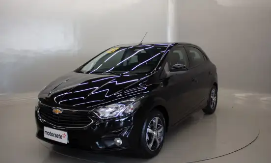 CHEVROLET-ONIX-2018