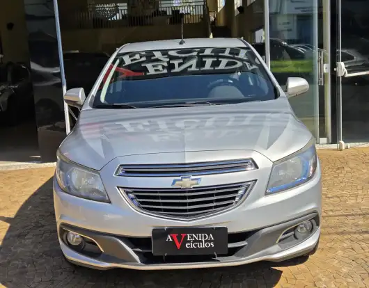 CHEVROLET-ONIX-2014