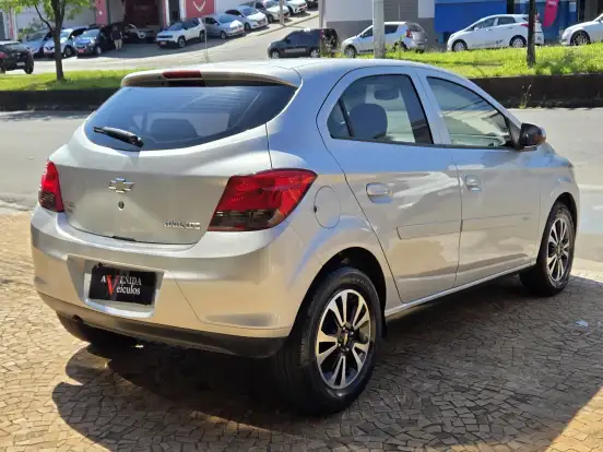 CHEVROLET-ONIX-1.4 MPFI LTZ 8V FLEX 4P MANUAL CHEVROLET-ONIX-2014