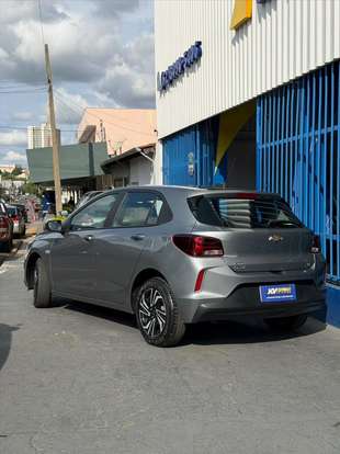 CHEVROLET-ONIX-2024