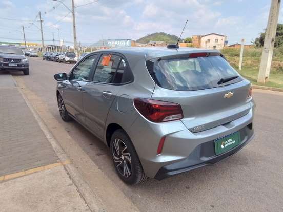 CHEVROLET-ONIX-2025