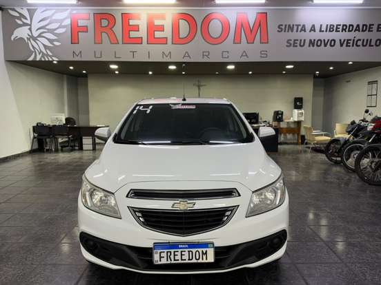 CHEVROLET-ONIX-2014