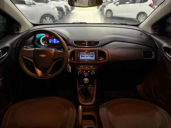 CHEVROLET-ONIX-2014
