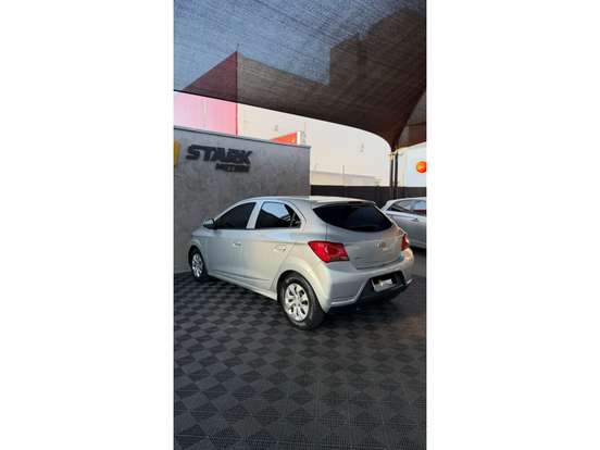 CHEVROLET-ONIX-2019