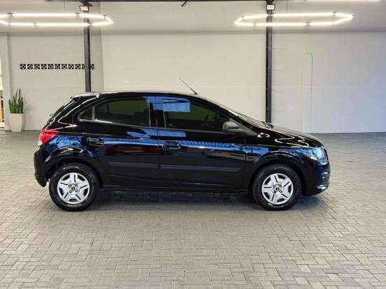 CHEVROLET-ONIX-1.0 MPFI LT 8V FLEX 4P MANUAL CHEVROLET-ONIX-2015