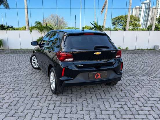 CHEVROLET-ONIX-1.0 TURBO FLEX LT AUTOMÁTICO CHEVROLET-ONIX-2021