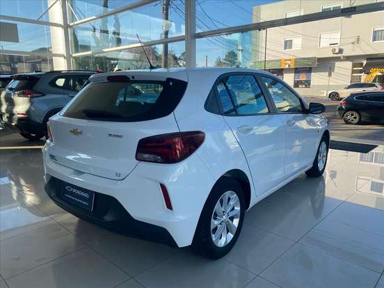 CHEVROLET-ONIX-2022