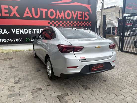 CHEVROLET-ONIX-2021