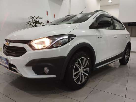 CHEVROLET-ONIX-2017