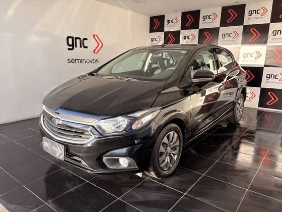CHEVROLET ONIX 1.4 MPFI ADVANTAGE 8V FLEX 4P AUTOMÁTICO