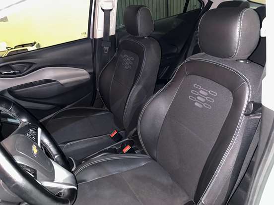 CHEVROLET-ONIX-1.4 MPFI LT 8V FLEX 4P AUTOMÁTICO CHEVROLET-ONIX-2019
