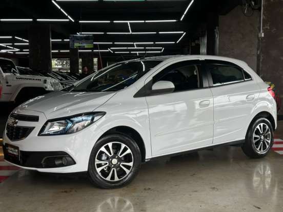 CHEVROLET-ONIX-1.4 MPFI LTZ 8V FLEX 4P AUTOMÁTICO CHEVROLET-ONIX-2014