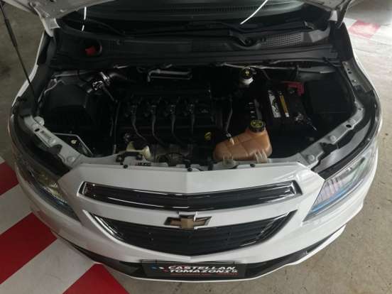 CHEVROLET-ONIX-2014