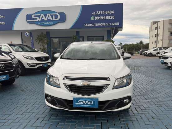 CHEVROLET-ONIX-2016