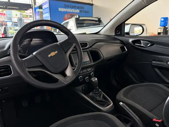 CHEVROLET-PRISMA-2015