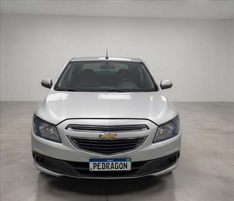 CHEVROLET-PRISMA-2015