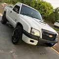 CHEVROLET S10 2.4 MPFI ADVANTAGE 4X2 CS 8V FLEX 2P MANUAL CHEVROLET S10 2.4 MPFI ADVANTAGE 4X2 CS 8V FLEX 2P MANUAL