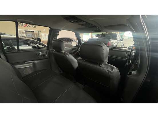 CHEVROLET-S10-2.4 MPFI EXECUTIVE 4X2 CD 8V FLEX 4P MANUAL CHEVROLET-S10-2011