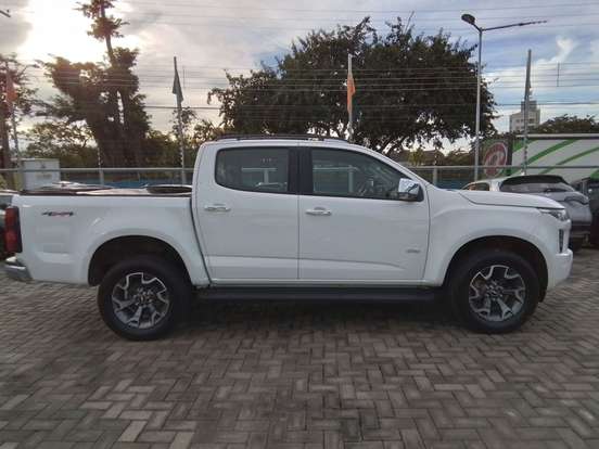 CHEVROLET-S10-2.8 16V TURBO DIESEL LTZ CD 4X4 AUTOMÁTICO CHEVROLET-S10-2025