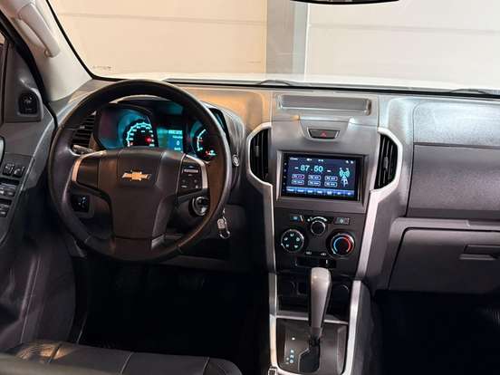 CHEVROLET-S10-2.8 LT 4X4 CD 16V TURBO DIESEL 4P AUTOMÁTICO CHEVROLET-S10-2015
