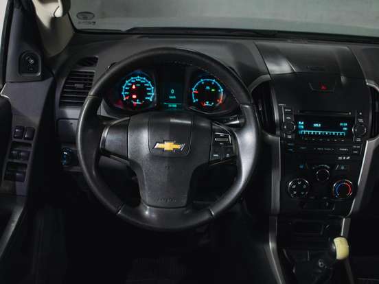 CHEVROLET-S10-2.8 LT 4X4 CD 16V TURBO DIESEL 4P MANUAL CHEVROLET-S10-2013