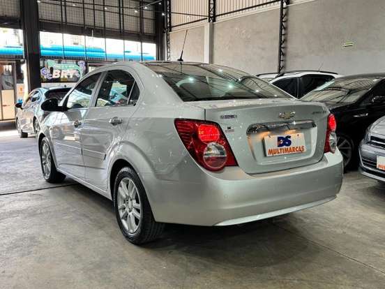 CHEVROLET-SONIC-1.6 LTZ SEDAN 16V FLEX 4P AUTOMÁTICO CHEVROLET-SONIC-2013