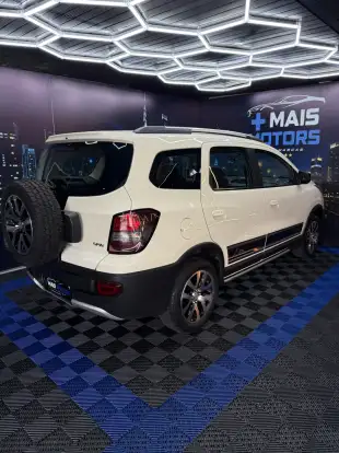 CHEVROLET-SPIN-2015