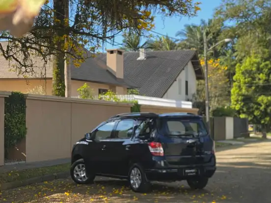 CHEVROLET-SPIN-2014