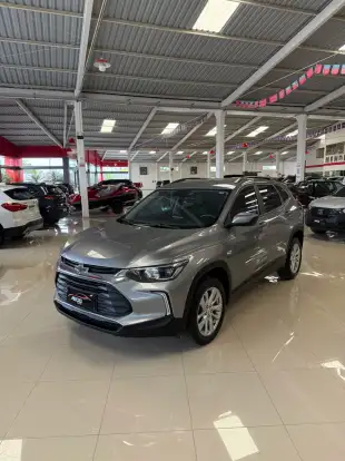 CHEVROLET-TRACKER-2024