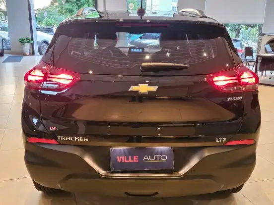 CHEVROLET-TRACKER-2024