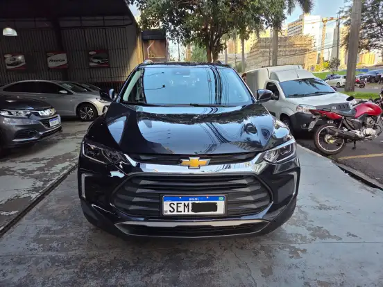 CHEVROLET-TRACKER-2023