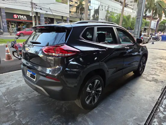 CHEVROLET-TRACKER-2023