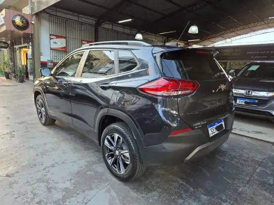 CHEVROLET-TRACKER-2023