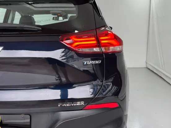 CHEVROLET-TRACKER-2023
