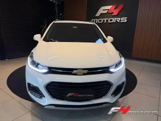 CHEVROLET-TRACKER-2018