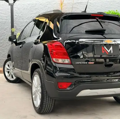 CHEVROLET-TRACKER-2018
