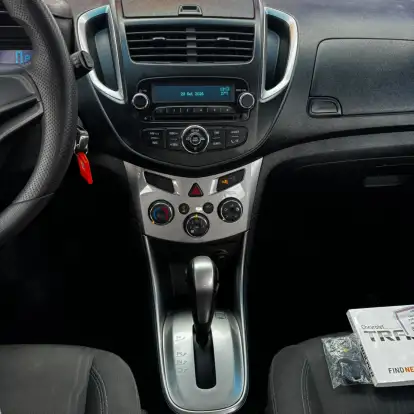 CHEVROLET-TRACKER-2016