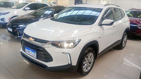 CHEVROLET-TRACKER-2023