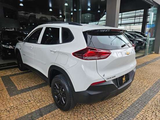 CHEVROLET-TRACKER-2022