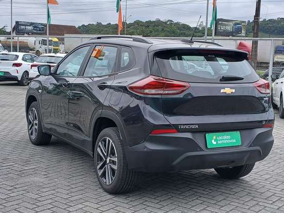 CHEVROLET-TRACKER-2025