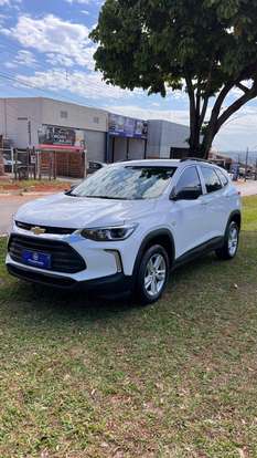 CHEVROLET-TRACKER-2020